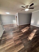 Brentwood in Florence, AL - Foto de edificio - Interior Photo