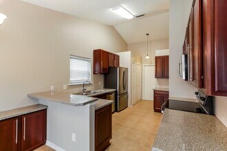 4642 Ridge Point Ct in Jacksonville, FL - Building Photo - Building Photo