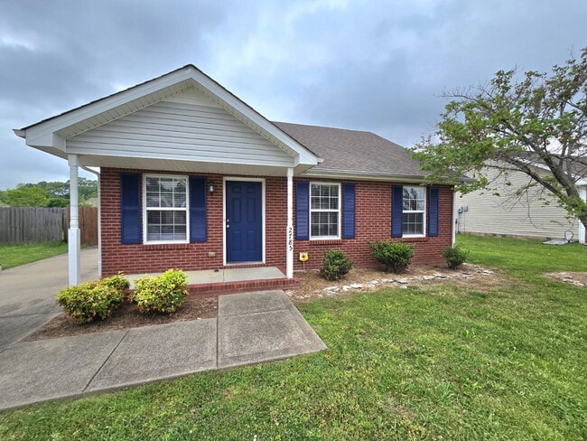 property at 2785 Russet Ridge Dr