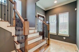 1910 Oakdale St in Houston, TX - Building Photo - Building Photo