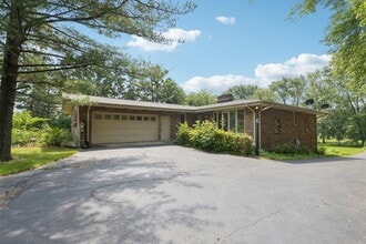 13115 Maple Rd in Mokena, IL - Building Photo - Building Photo