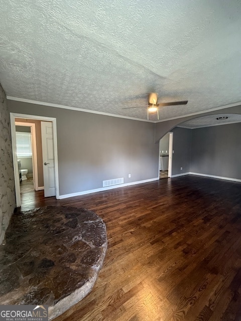 1533 Pendley Dr in Austell, GA - Foto de edificio - Building Photo