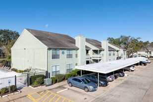 Waterman Crossing Condominiums in Houston, TX - Building Photo