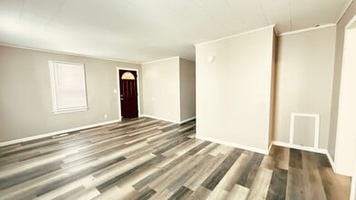 1823 Pierce St in Lafayette, IN - Building Photo - Building Photo
