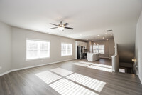 544 Elliston Pl, Unit 312 in Ball Ground, GA - Foto de edificio - Building Photo