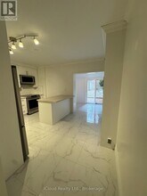 158 Westlake Ave in Toronto, ON - Building Photo - Building Photo