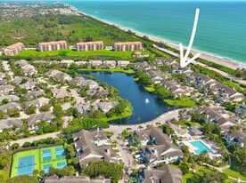 606 Mainsail Cir in Jupiter, FL - Building Photo