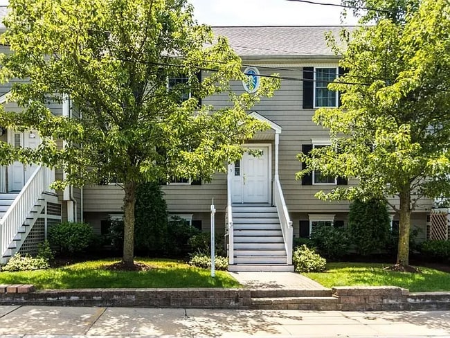 property at 30 Russell St
