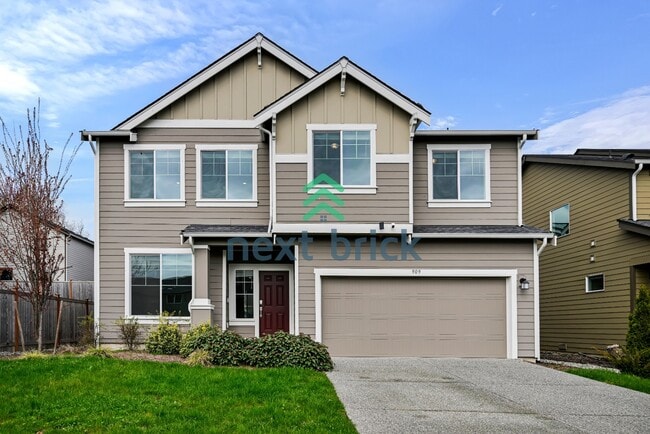 property at 909 Wyndham Pl