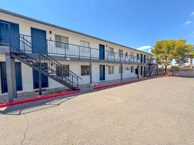 1637 N 51st St in Phoenix, AZ - Building Photo