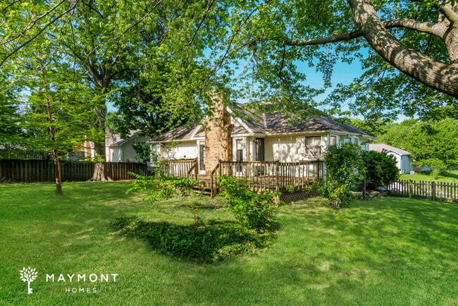 912 NW 41 St in Blue Springs, MO - Building Photo - Building Photo
