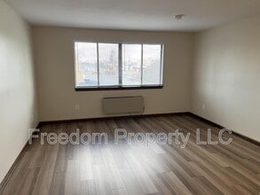 65 East St in Plainville, CT - Building Photo - Building Photo