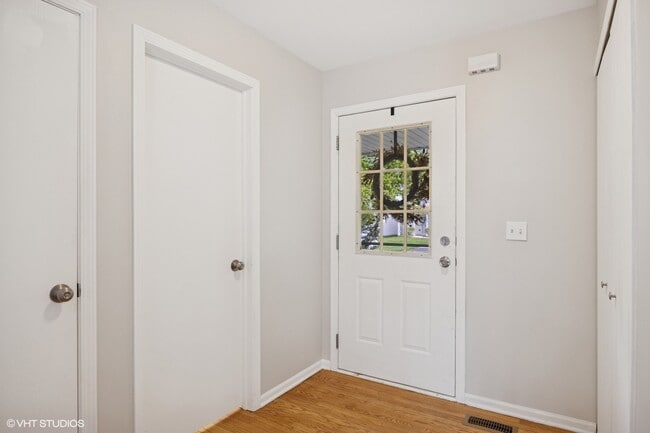 639 Navajo St in Round Lake Heights, IL - Building Photo - Building Photo