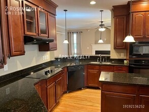 2 Rosemeade Pl in Durham, NC - Building Photo - Building Photo