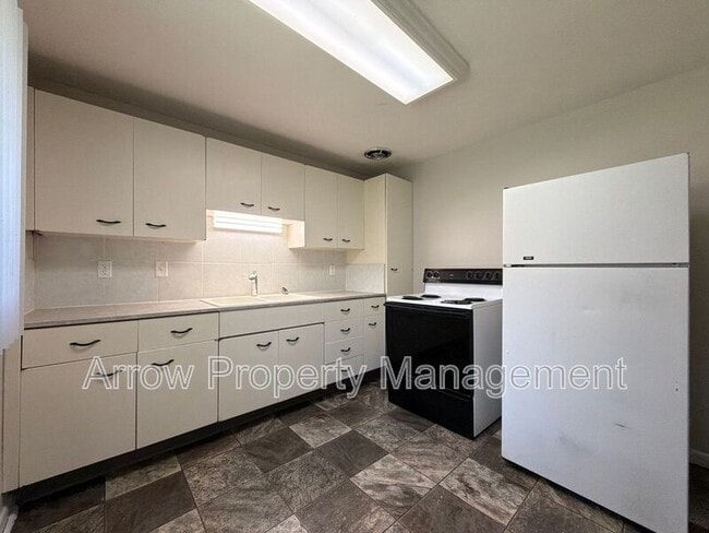property at 1428 S 20th St