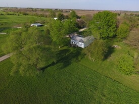1656 County Rd 3200 N in Rantoul, IL - Building Photo