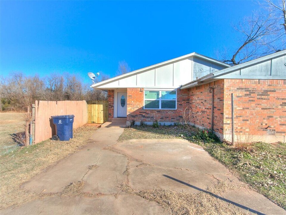 4602 Creek Ct in Oklahoma City, OK - Building Photo