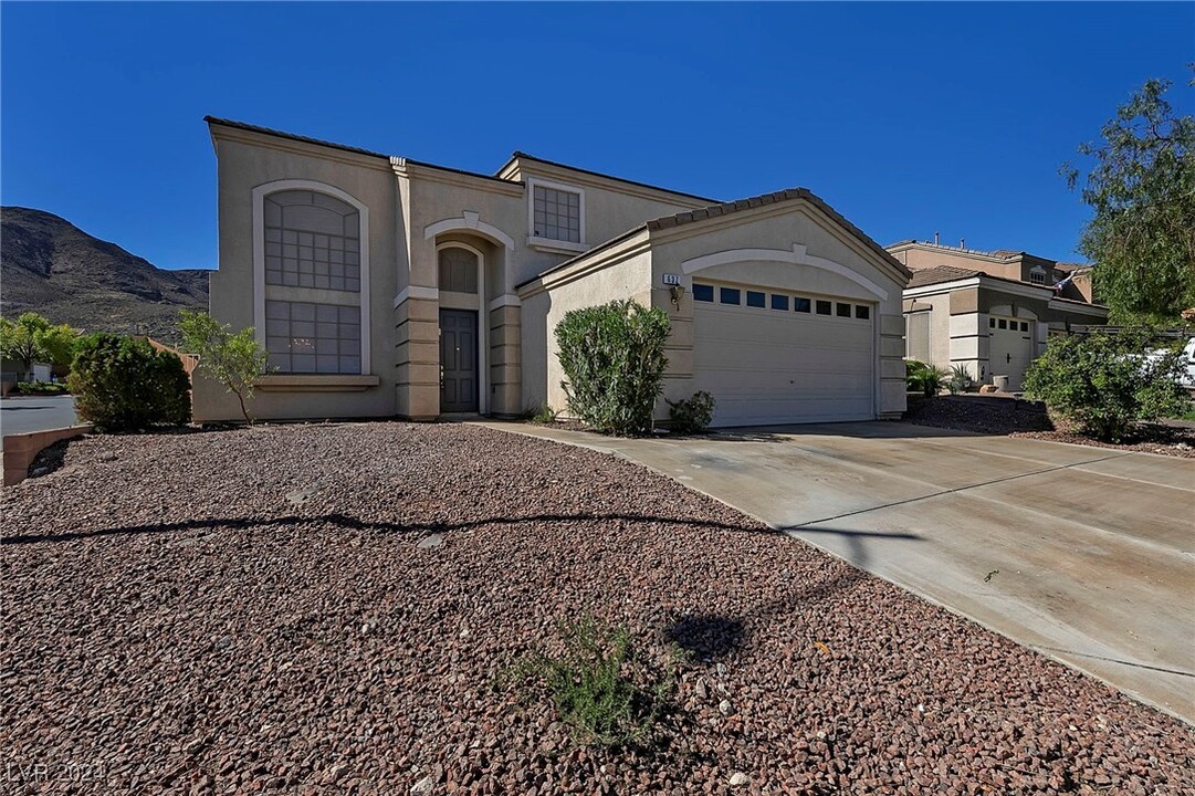 637 Wind Cave Ct in Henderson, NV - Foto de edificio