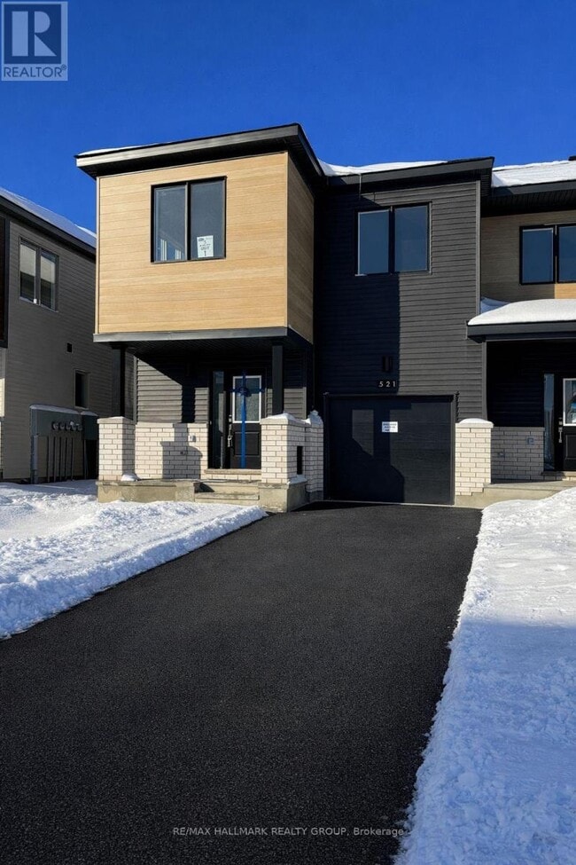 property at 521 Galanthus Walk