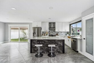 1712 N 7th Pl in Port Hueneme, CA - Building Photo - Building Photo
