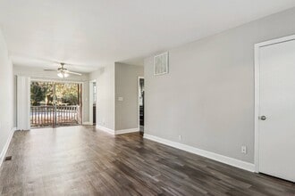 Park Square in Spartanburg, SC - Building Photo - Building Photo