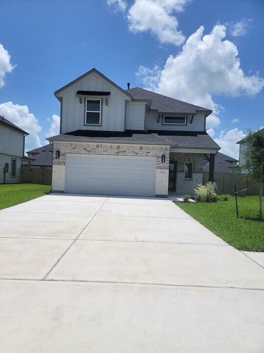 2615 Village Side Trl in Rosenberg, TX - Building Photo