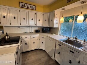 528 Bostwick Ave in Daytona Beach, FL - Building Photo - Building Photo