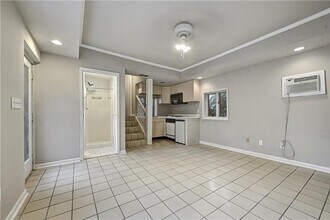 2008 Shalimar Dr NE in Atlanta, GA - Building Photo - Building Photo