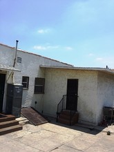 939 S Fetterly Ave in Los Angeles, CA - Building Photo - Building Photo