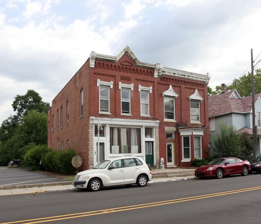 509 E Commercial Ave in Lowell, IN - Building Photo