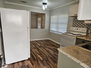 2900 W La Rua St, Unit 2900 W La Rua in Pensacola, FL - Building Photo - Building Photo