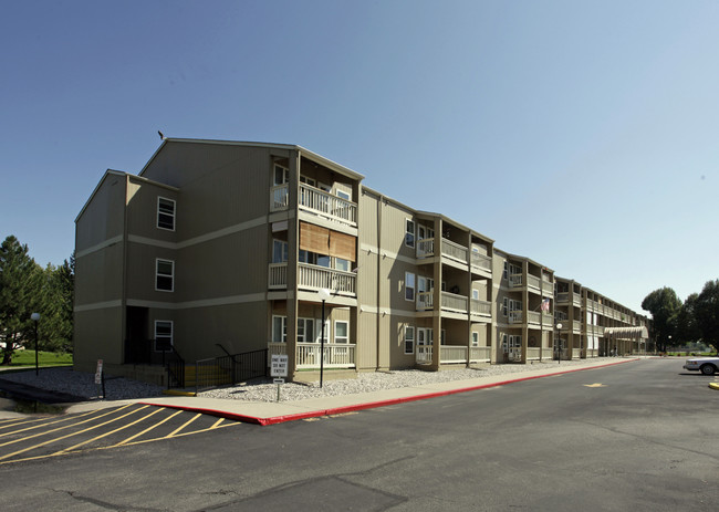 Oakbrook Apartments