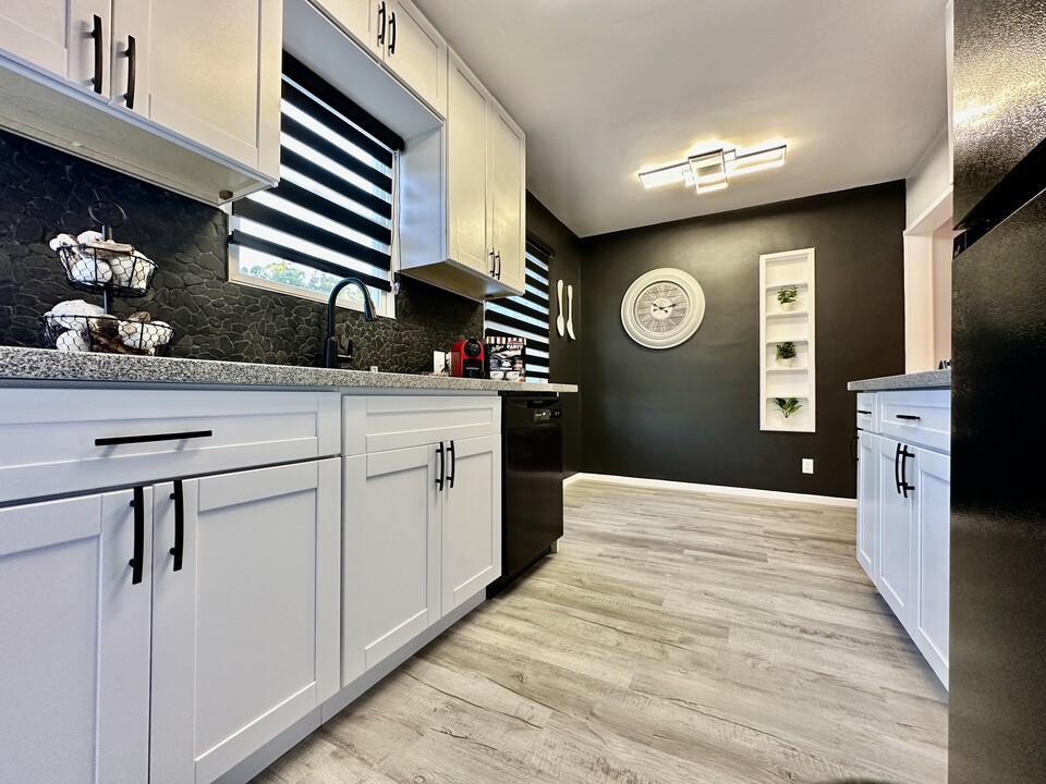 1220 N Cordova St, Unit 1220 in Burbank, CA - Building Photo