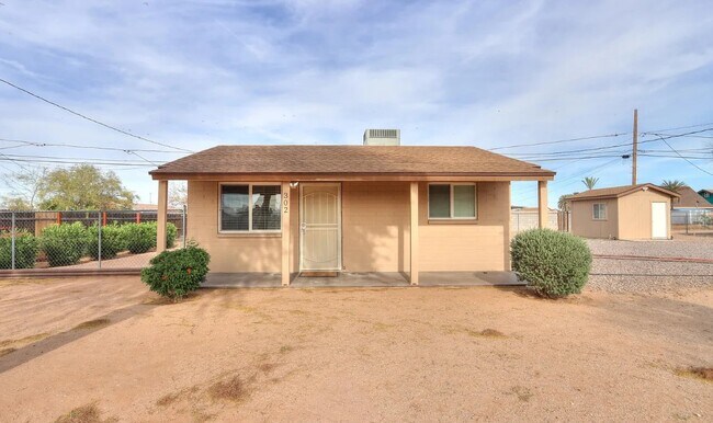 property at 302 N Morrison Ave