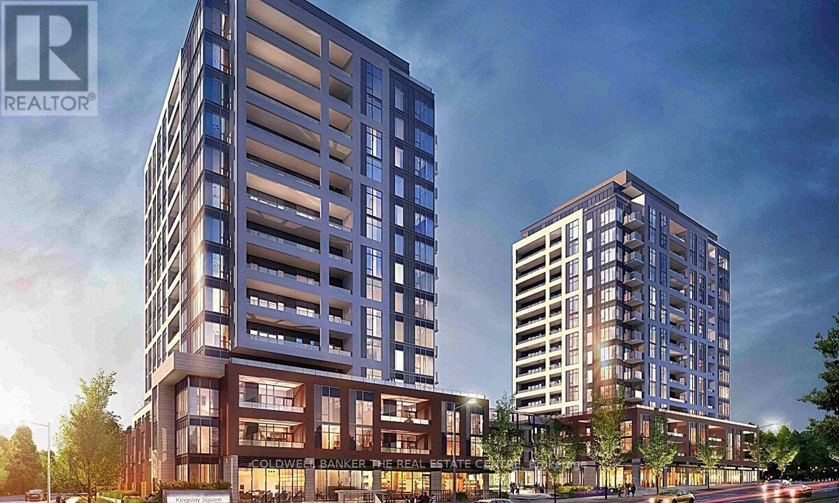 705 Davis Dr in Newmarket, ON - Building Photo