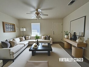 1801 Cedarhill Dr in Killeen, TX - Foto de edificio - Building Photo