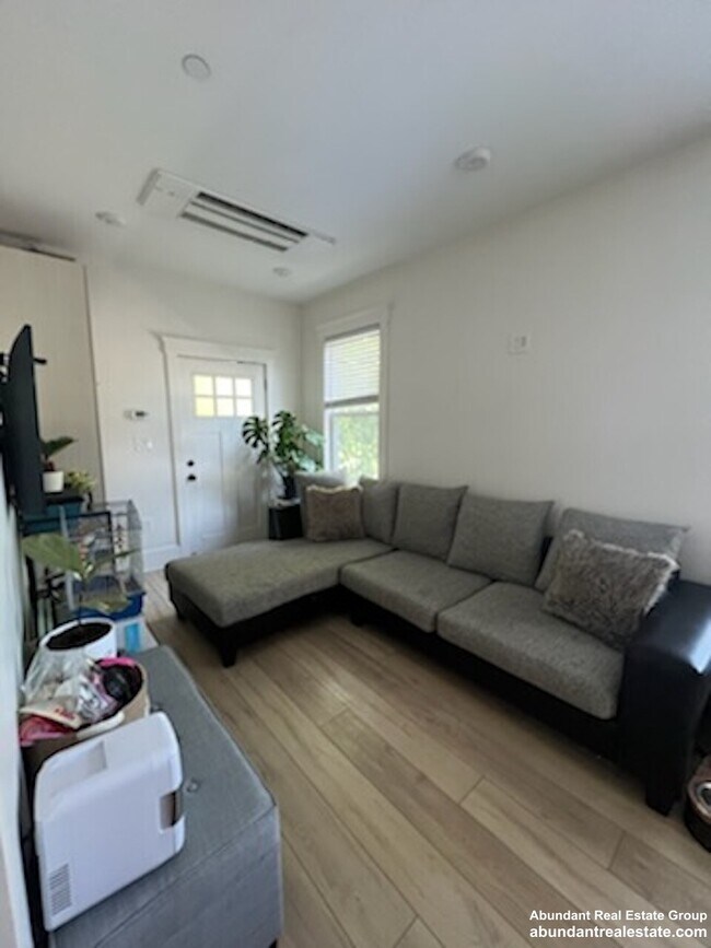 680 Winthrop Ave Apartments and Nearby Revere Apartments For Rent