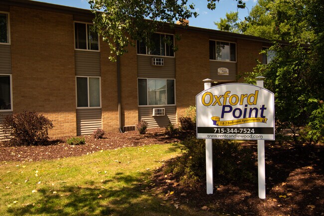 Oxford Point Apartments in Stevens Point, WI - Foto de edificio - Building Photo