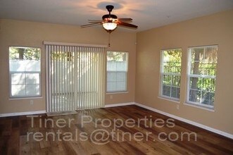 3301 N Park Dr-Unit -#1016 in Sacramento, CA - Building Photo - Building Photo