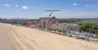 350 Revere Beach Blvd, Unit 2-2U in Revere, MA - Building Photo