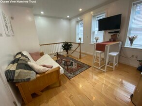 11 Sheafe St, Unit 2 in Boston, MA - Building Photo - Building Photo