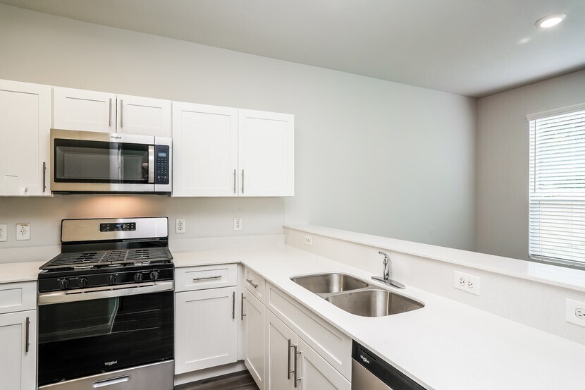 14735 Kendalls Path Ct in Houston, TX - Building Photo