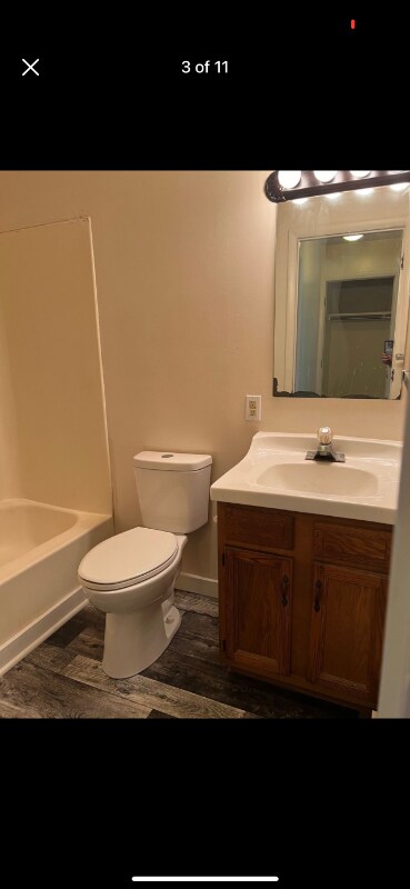 185 S RR St in Troy, PA - Foto de edificio - Building Photo