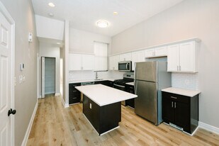 1419 N Franklin St, Unit 1 in Pittsburgh, PA - Building Photo