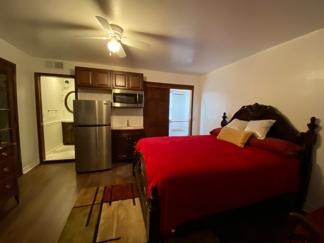 214 Sheridan Ave in Escondido, CA - Building Photo - Building Photo