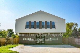 4358 Clover St in Houston, TX - Building Photo