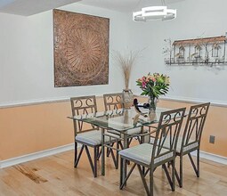 9523 University Ave in Clive, IA - Building Photo - Building Photo