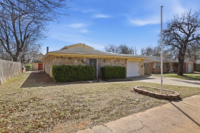 1328 Hazelwood Dr in Midwest City, OK - Building Photo - Building Photo