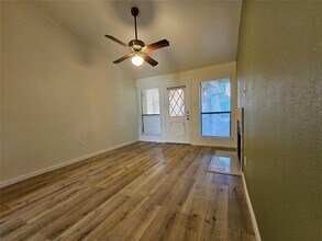 806 W 24th St in Austin, TX - Building Photo - Building Photo
