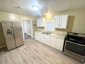 2639 Central Ave in Anderson, IN - Building Photo - Building Photo